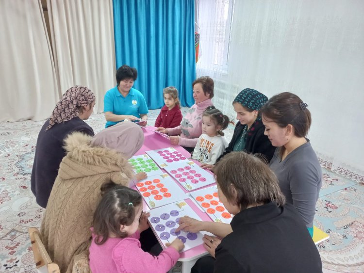 Консультациялық пункттің жұмыс жоспарына сәйкес, тақырыбы: Балалардың жеке бас гигиенасы, аурудың алдын алу. бойынша дөңгелек үстел өткізілді. Тәрбиеші: Пиримкулова Н.А.